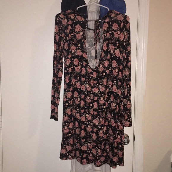 Alga’s floral dress size small - Picture 2 of 2